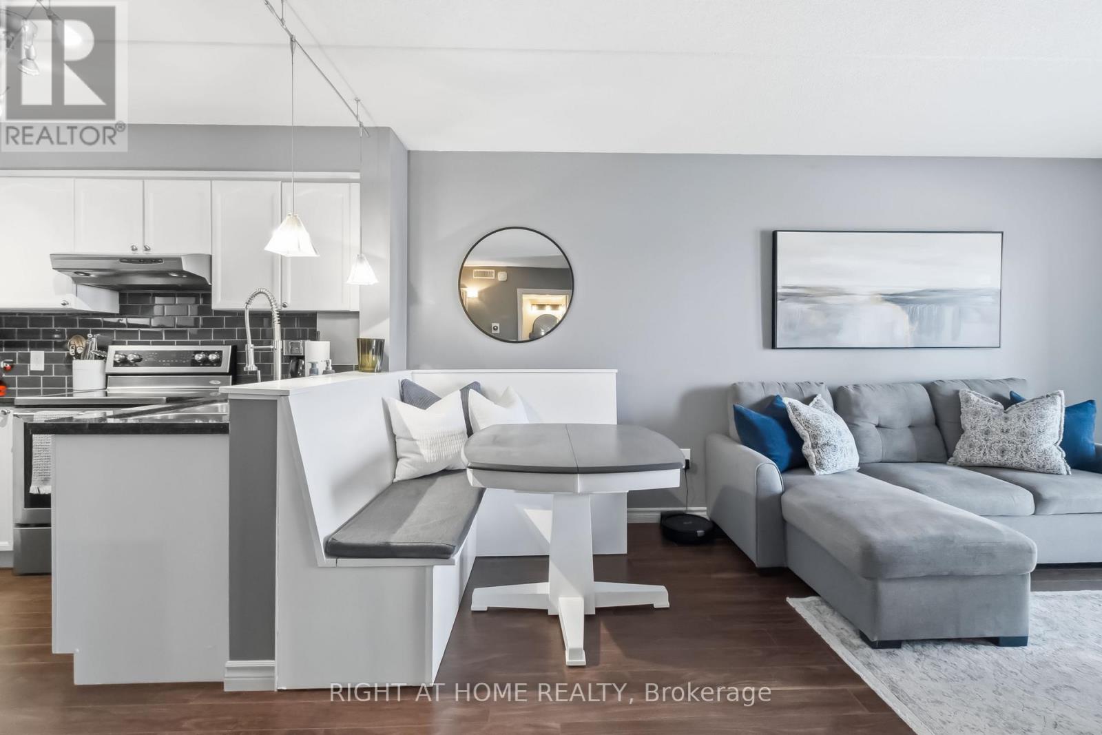 305 - 4450 Fairview Street S, Burlington, Ontario  L7L 7K7 - Photo 11 - W12969290