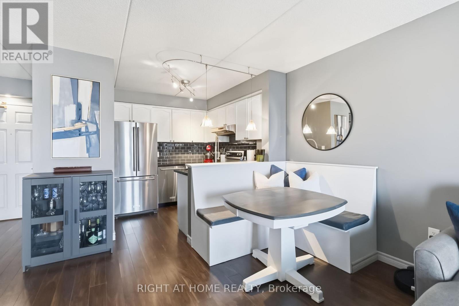 305 - 4450 Fairview Street S, Burlington, Ontario  L7L 7K7 - Photo 12 - W12969290