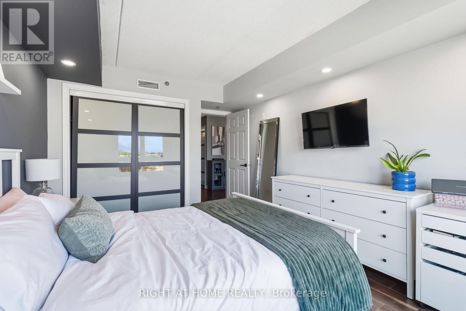 305 - 4450 Fairview Street S, Burlington, Ontario  L7L 7K7 - Photo 30 - W12969290