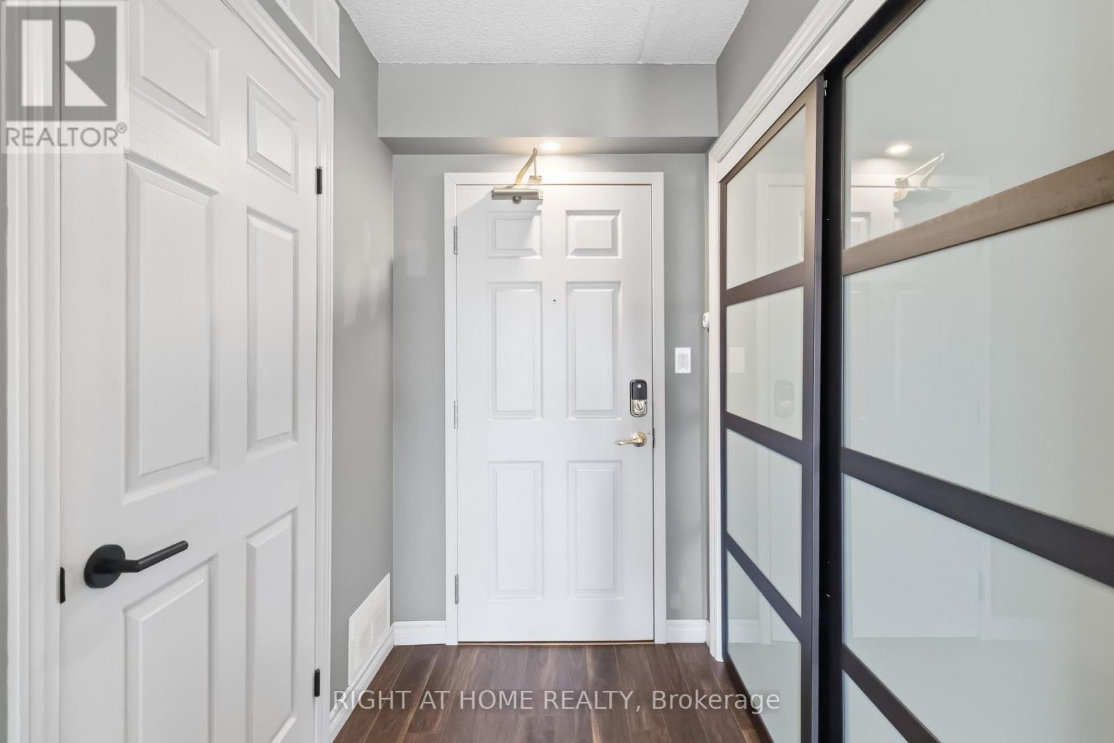 305 - 4450 Fairview Street S, Burlington, Ontario  L7L 7K7 - Photo 9 - W12969290