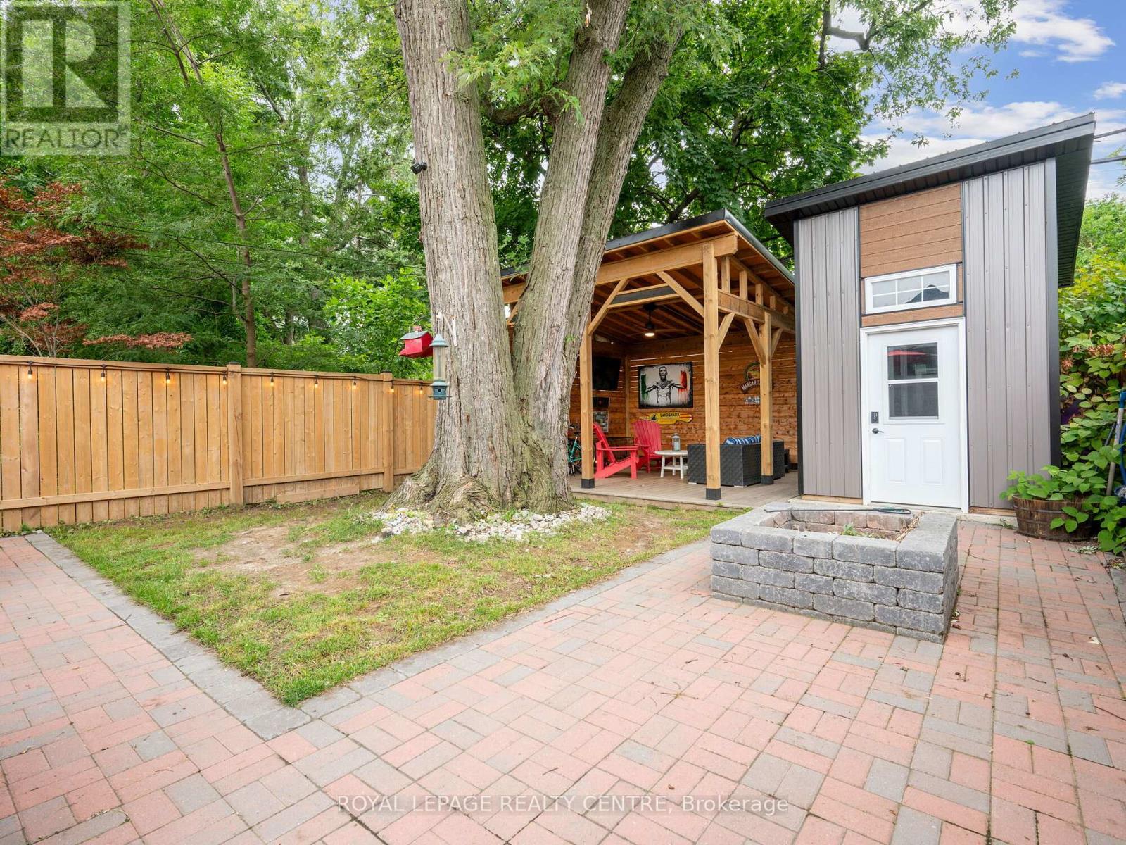 102 Twenty Third Street, Toronto, Ontario  M8V 3N2 - Photo 30 - W12969302