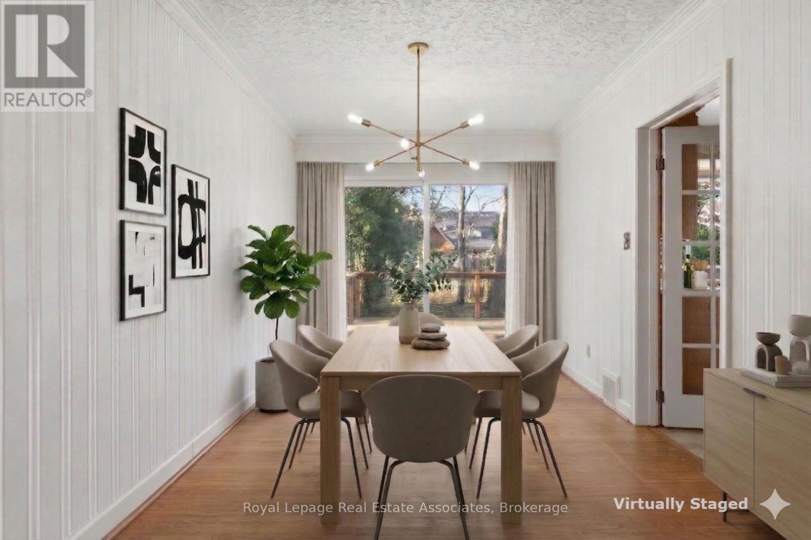 95 Oakes Drive, Mississauga, Ontario  L5G 3M2 - Photo 21 - W12969332