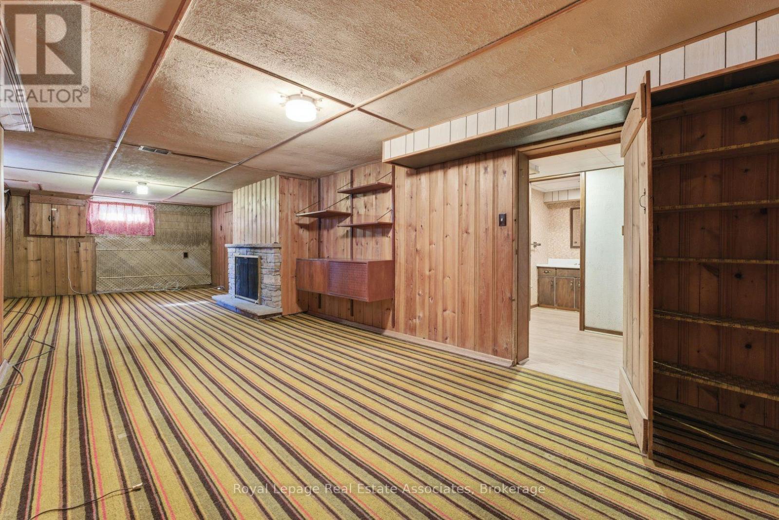 95 Oakes Drive, Mississauga, Ontario  L5G 3M2 - Photo 42 - W12969332