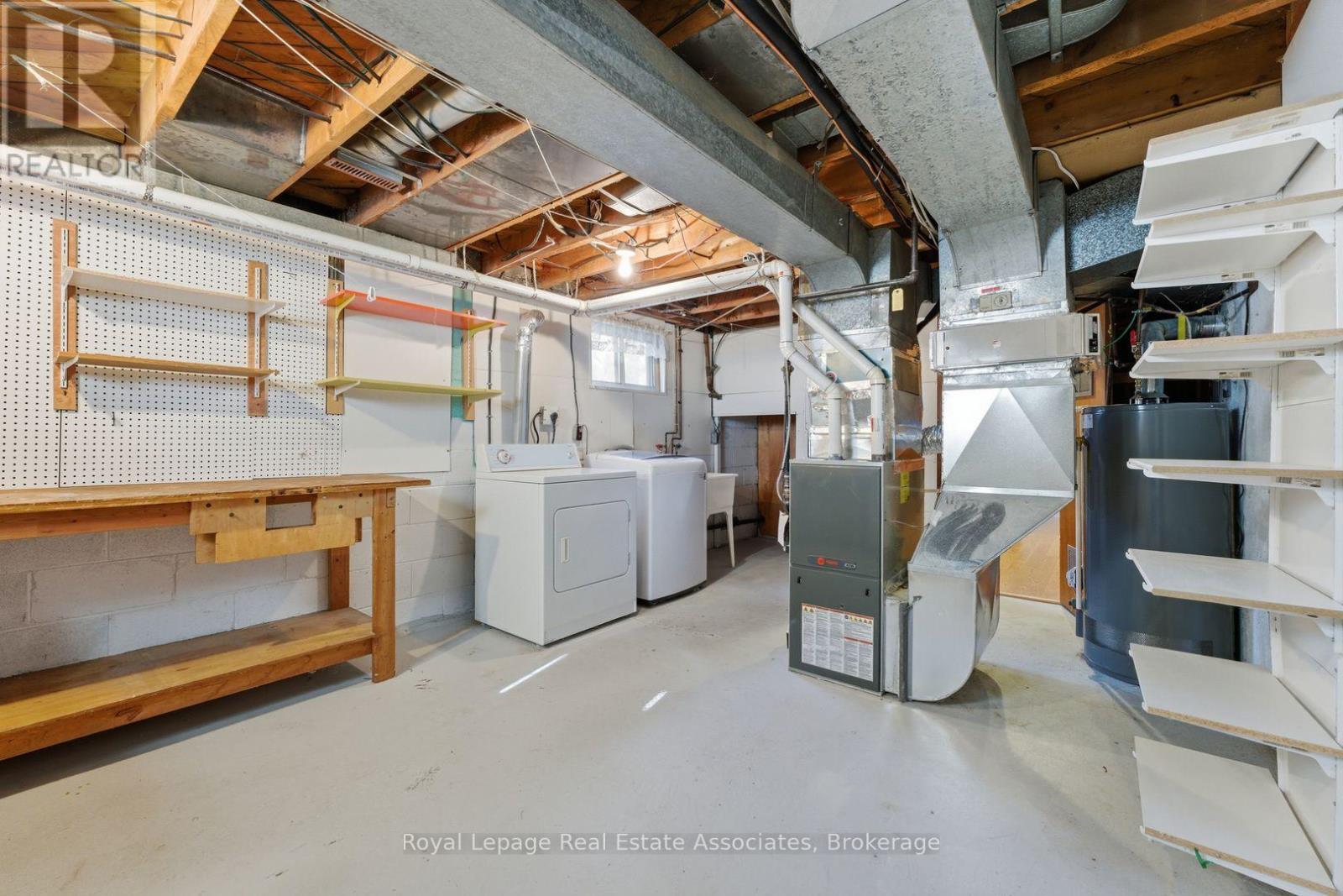 95 Oakes Drive, Mississauga, Ontario  L5G 3M2 - Photo 48 - W12969332