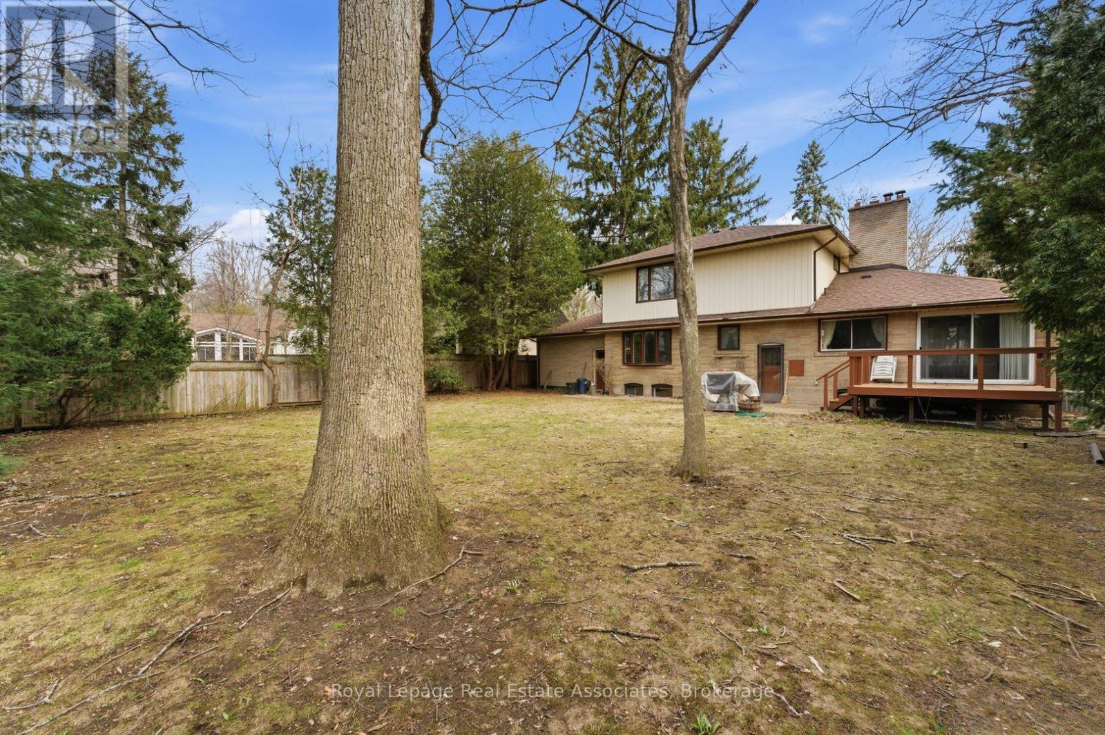 95 Oakes Drive, Mississauga, Ontario  L5G 3M2 - Photo 50 - W12969332