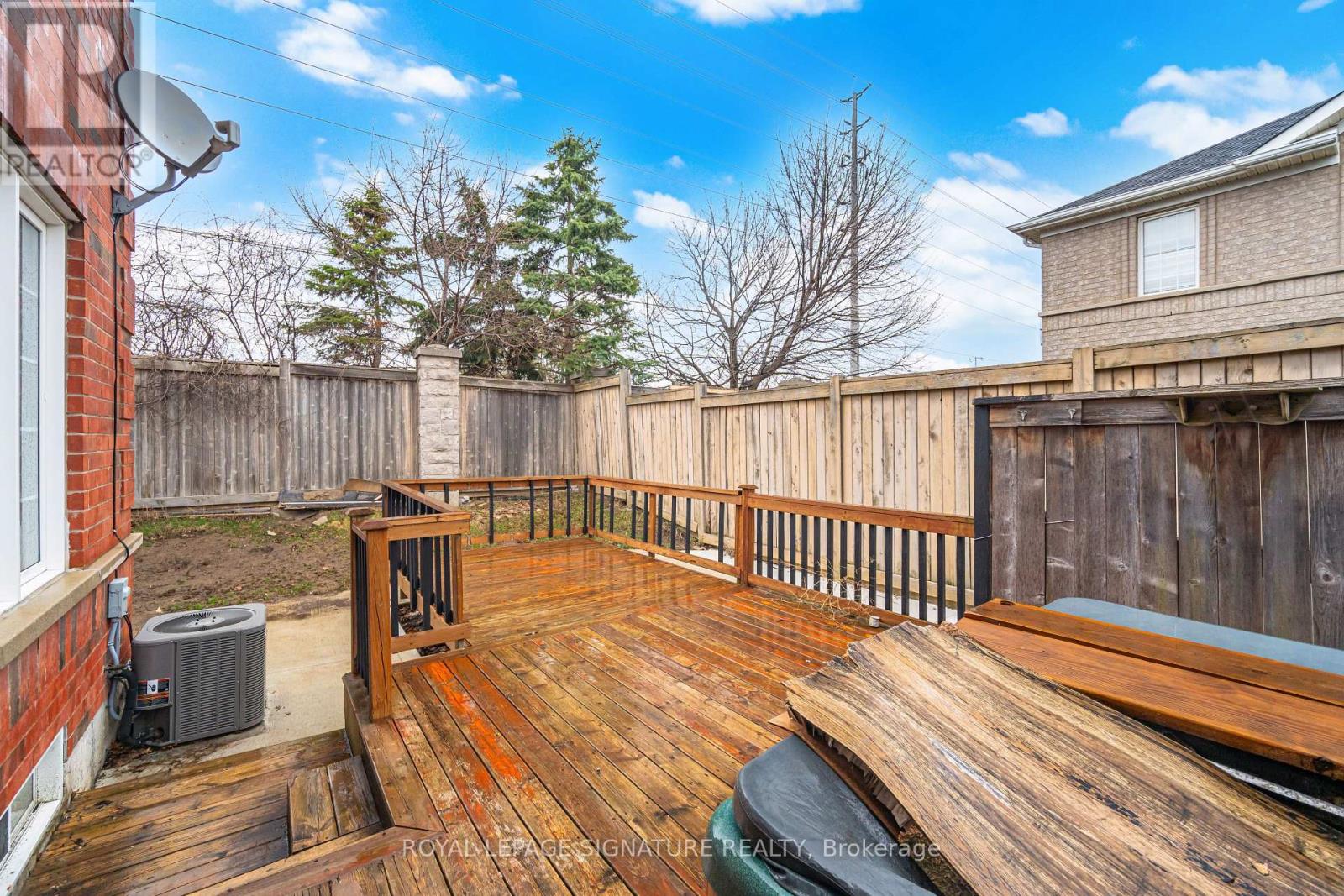 19 Silverbell Court, Brampton, Ontario  L7A 3V3 - Photo 45 - W12969354