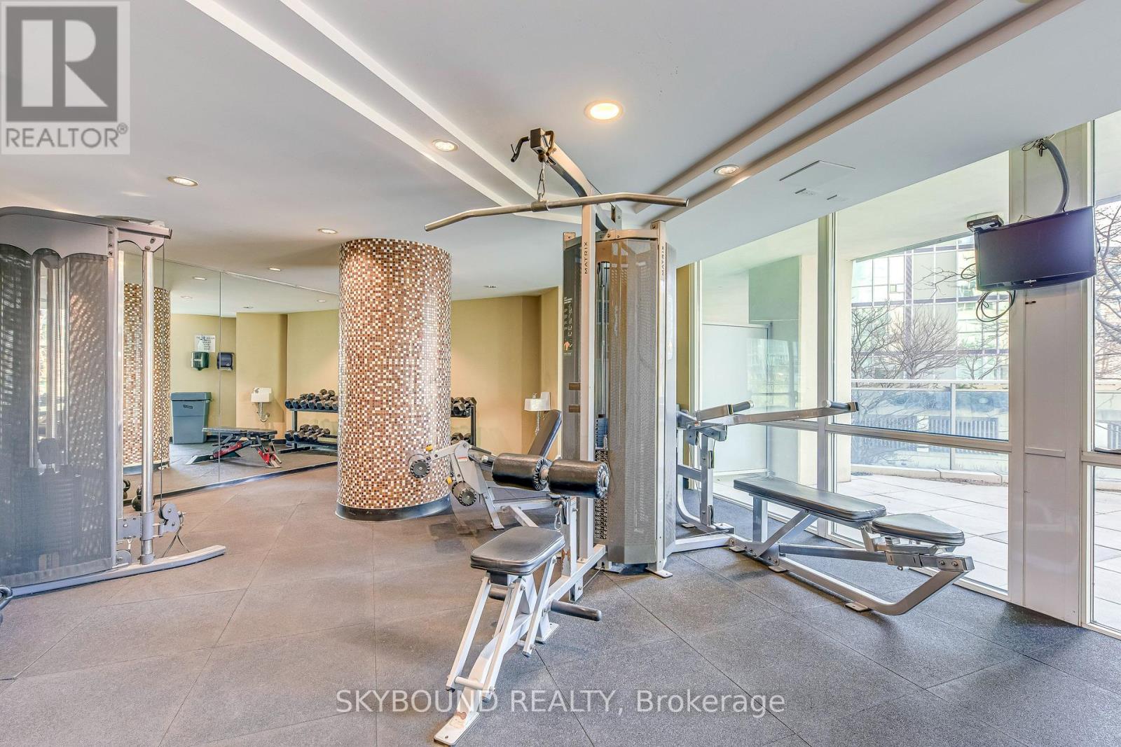 604 - 220 Burnhamthorpe Road W, Mississauga, Ontario  L5B 4N4 - Photo 21 - W12969374