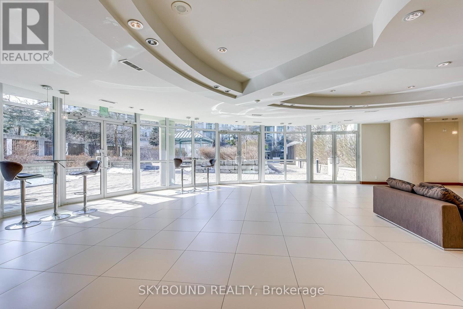 604 - 220 Burnhamthorpe Road W, Mississauga, Ontario  L5B 4N4 - Photo 22 - W12969374