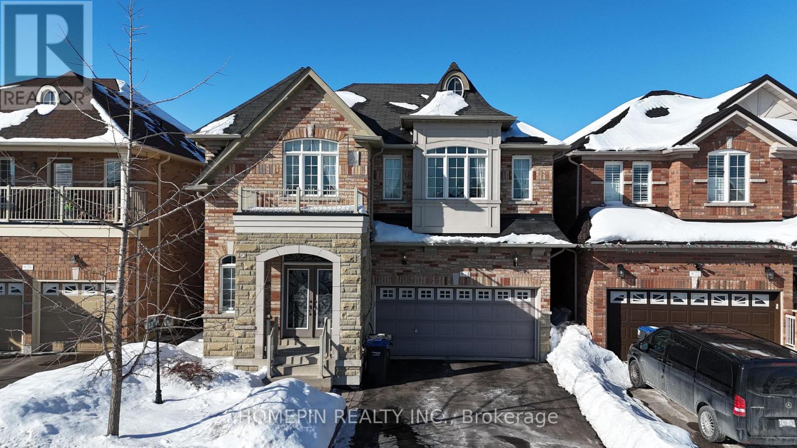 74 DEWSIDE DRIVE, Brampton, Ontario
