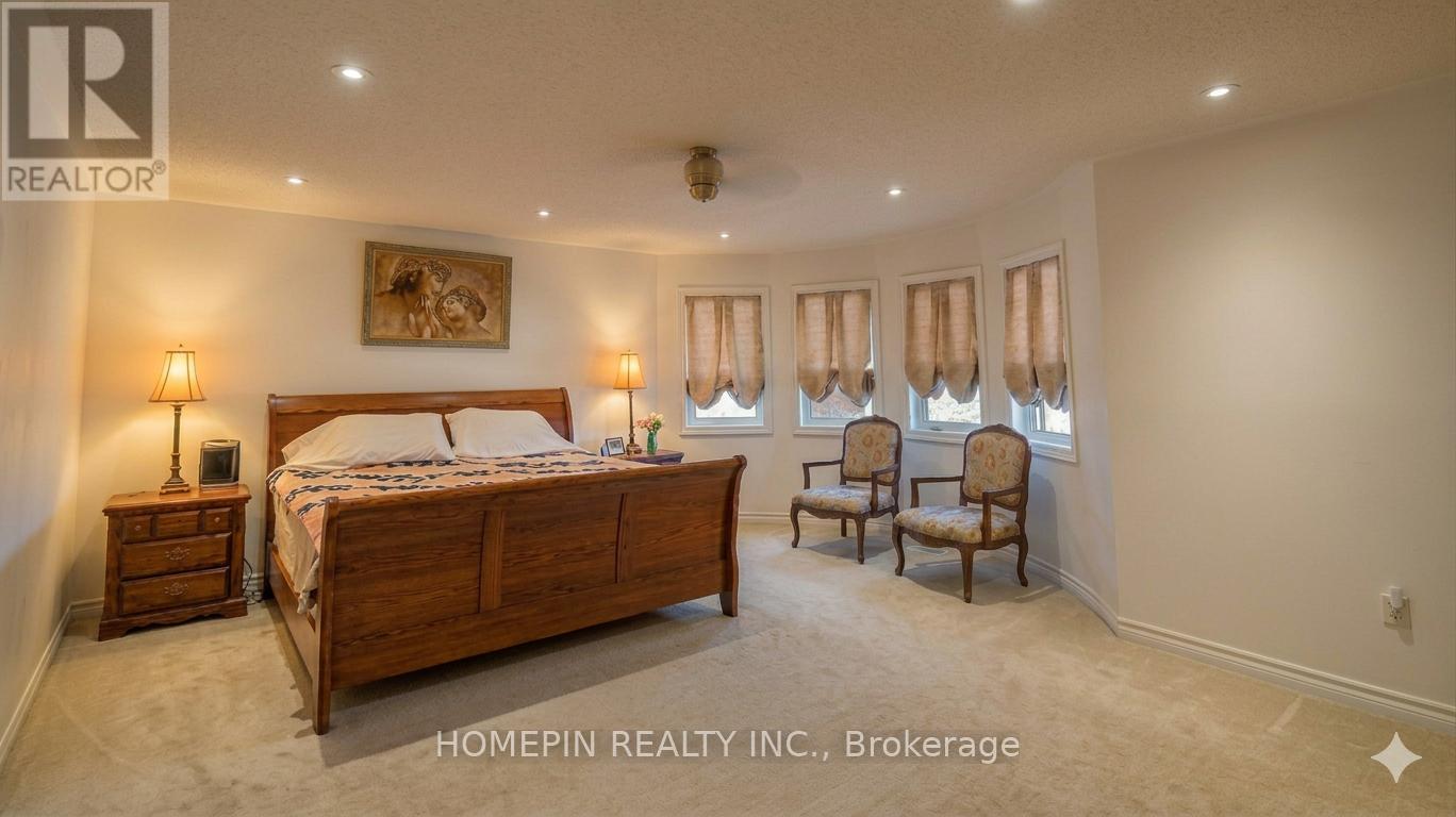 74 Dewside Drive, Brampton, Ontario  L6R 0X5 - Photo 17 - W12969382