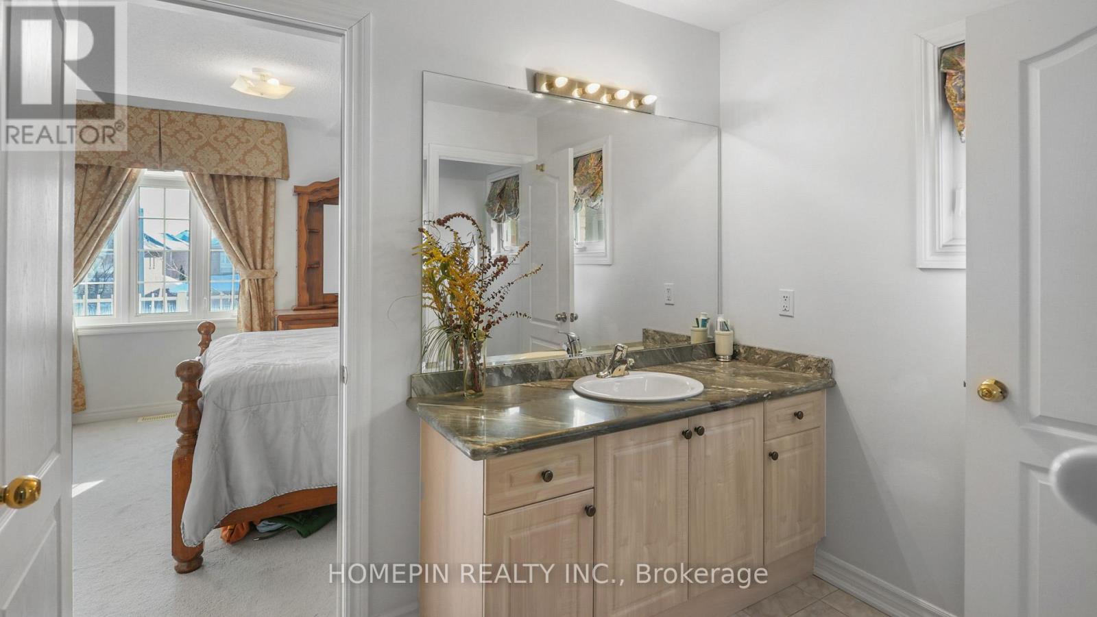 74 Dewside Drive, Brampton, Ontario  L6R 0X5 - Photo 21 - W12969382