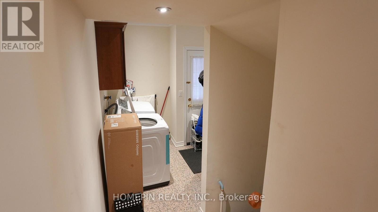 74 Dewside Drive, Brampton, Ontario  L6R 0X5 - Photo 28 - W12969382