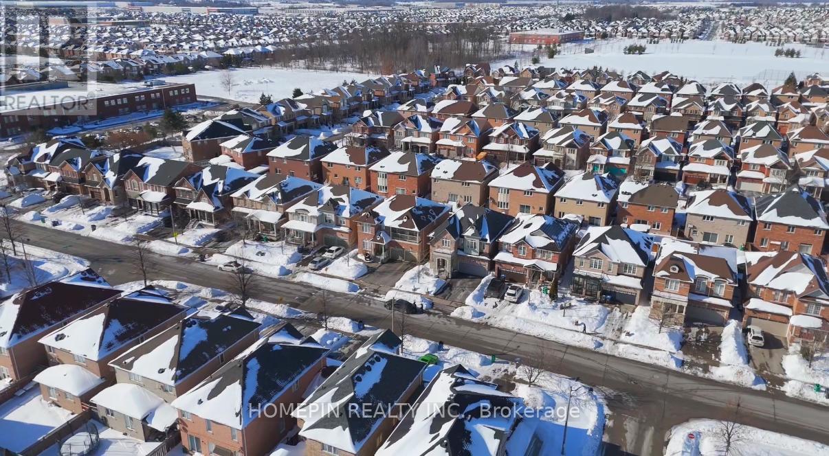 74 Dewside Drive, Brampton, Ontario  L6R 0X5 - Photo 29 - W12969382