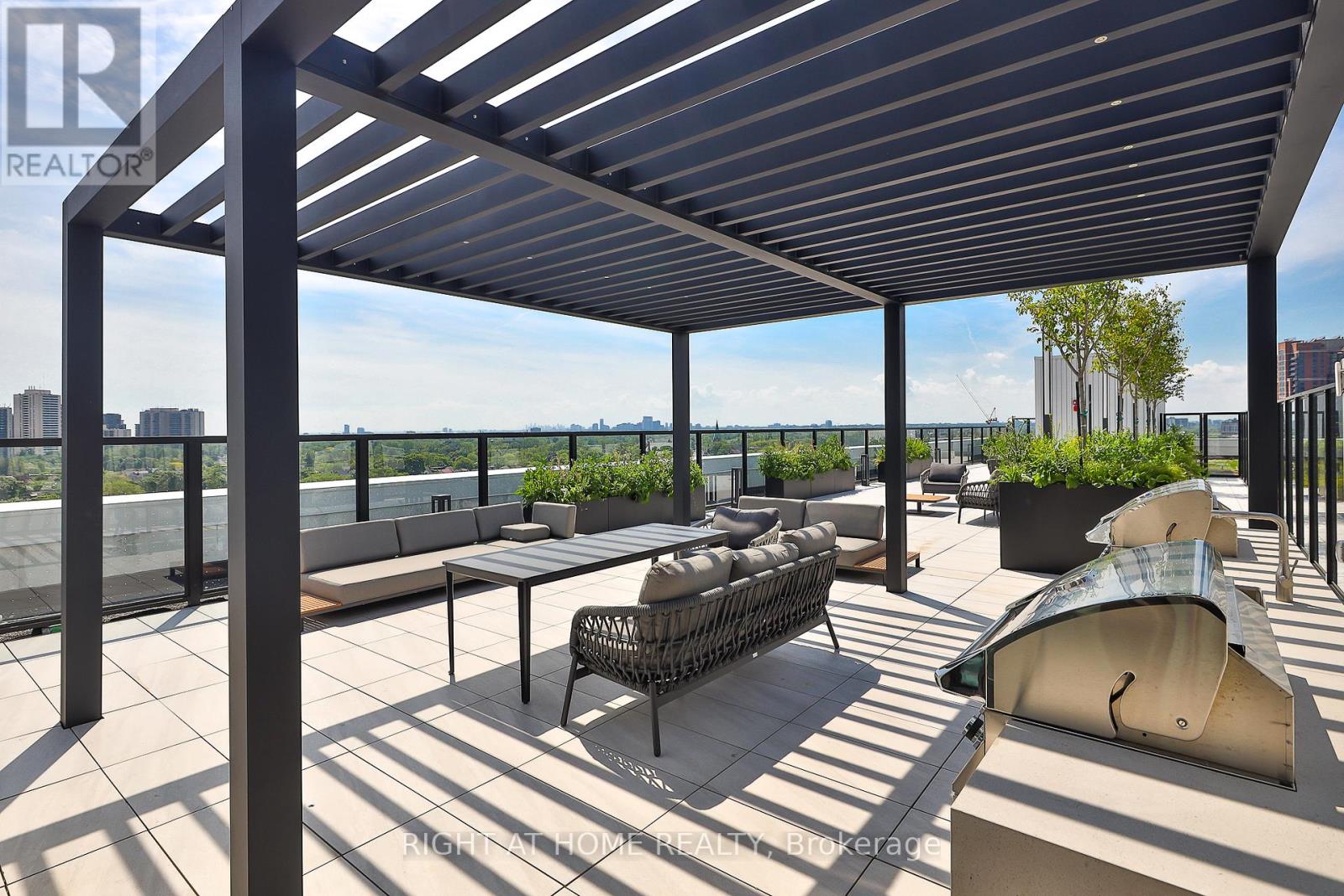 Ph 6 - 2720 Dundas Street W, Toronto, Ontario  M6P 1Y2 - Photo 28 - W12969384