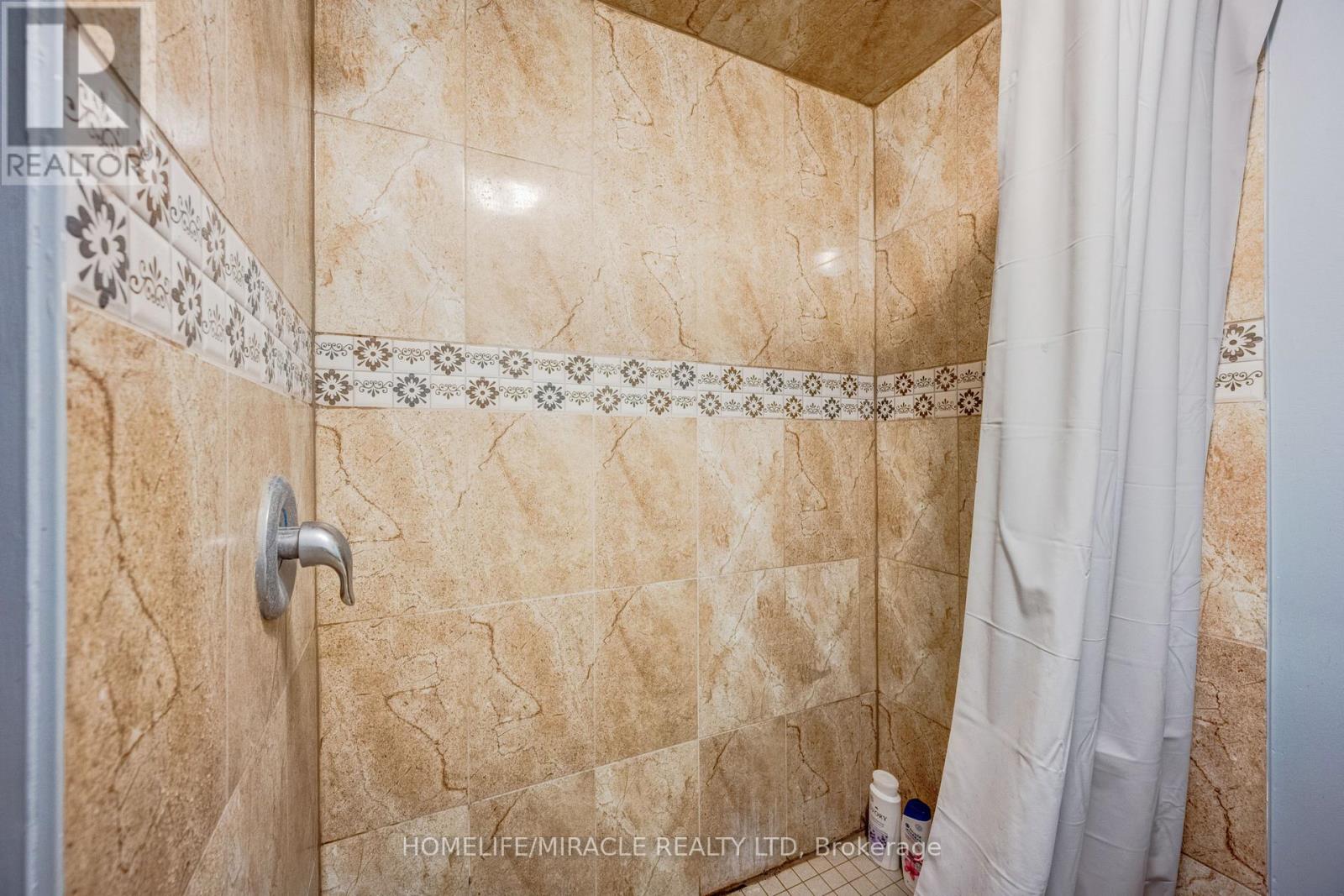 25 Tinsmith Street, Brampton, Ontario  L7A 1N1 - Photo 42 - W12969398