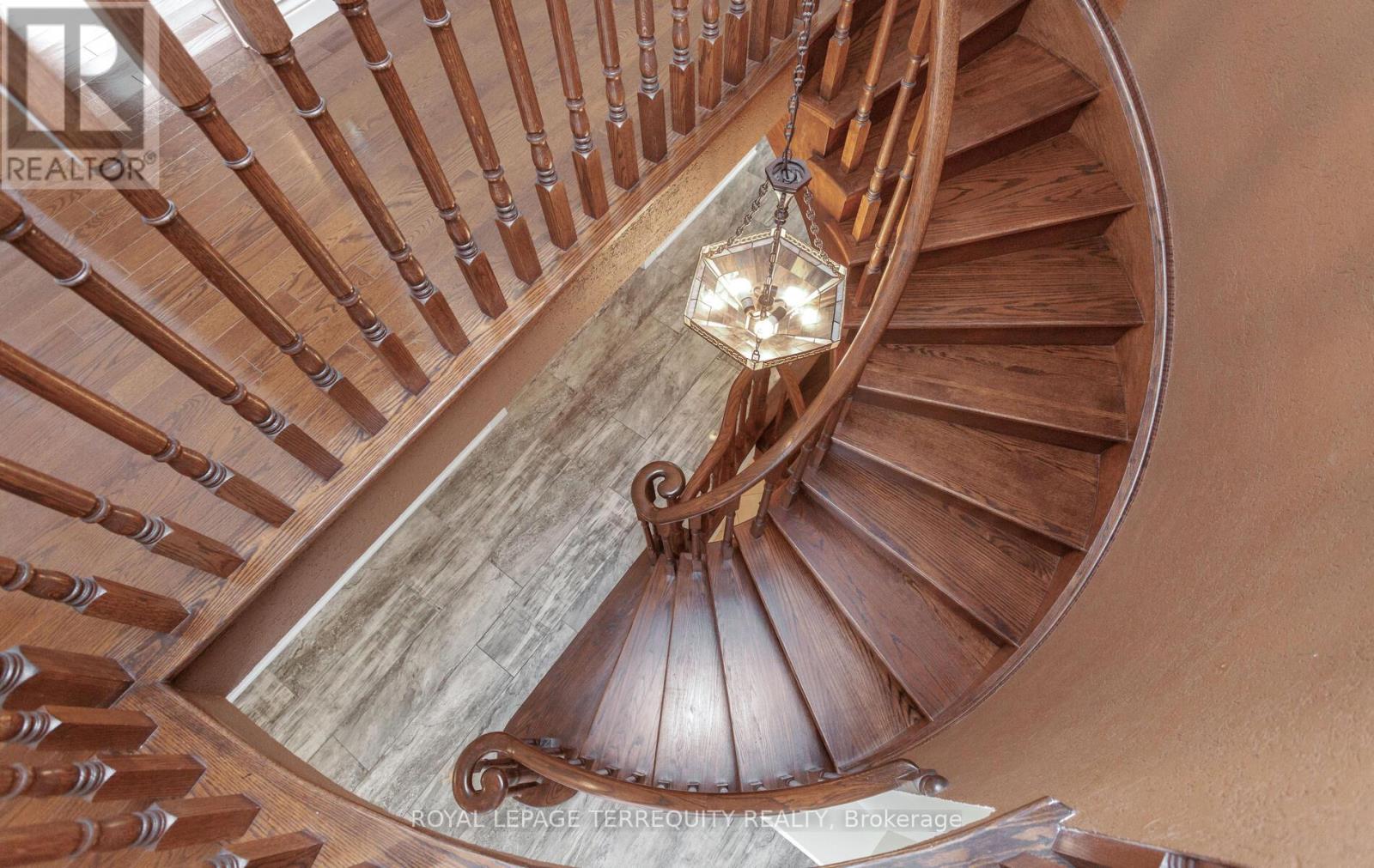 5839 Fieldon Road, Mississauga, Ontario  L5M 5K3 - Photo 22 - W12969420