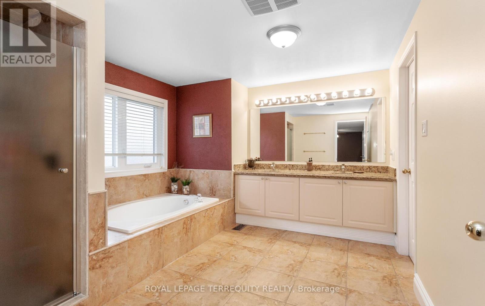 5839 Fieldon Road, Mississauga, Ontario  L5M 5K3 - Photo 32 - W12969420