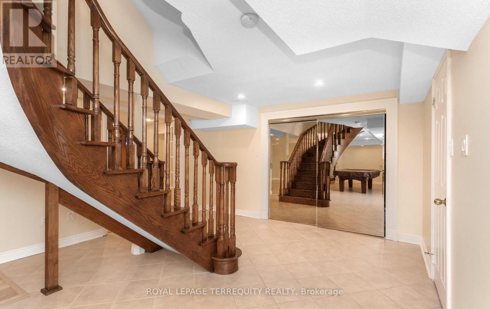 5839 Fieldon Road, Mississauga, Ontario  L5M 5K3 - Photo 41 - W12969420