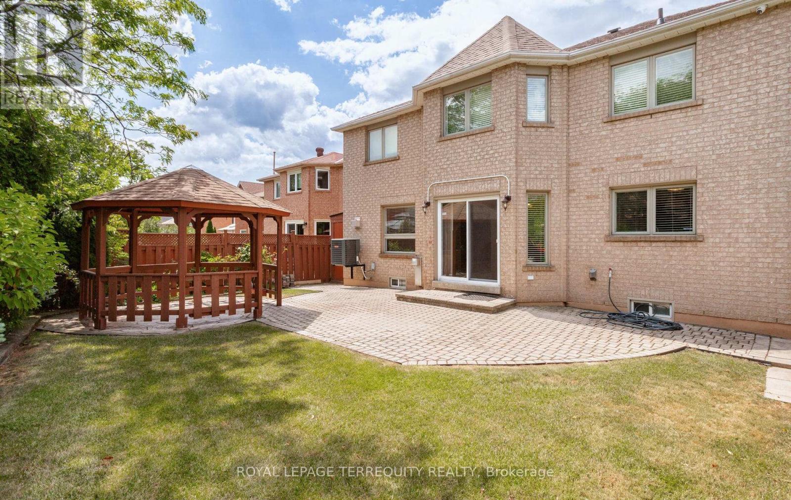 5839 Fieldon Road, Mississauga, Ontario  L5M 5K3 - Photo 47 - W12969420