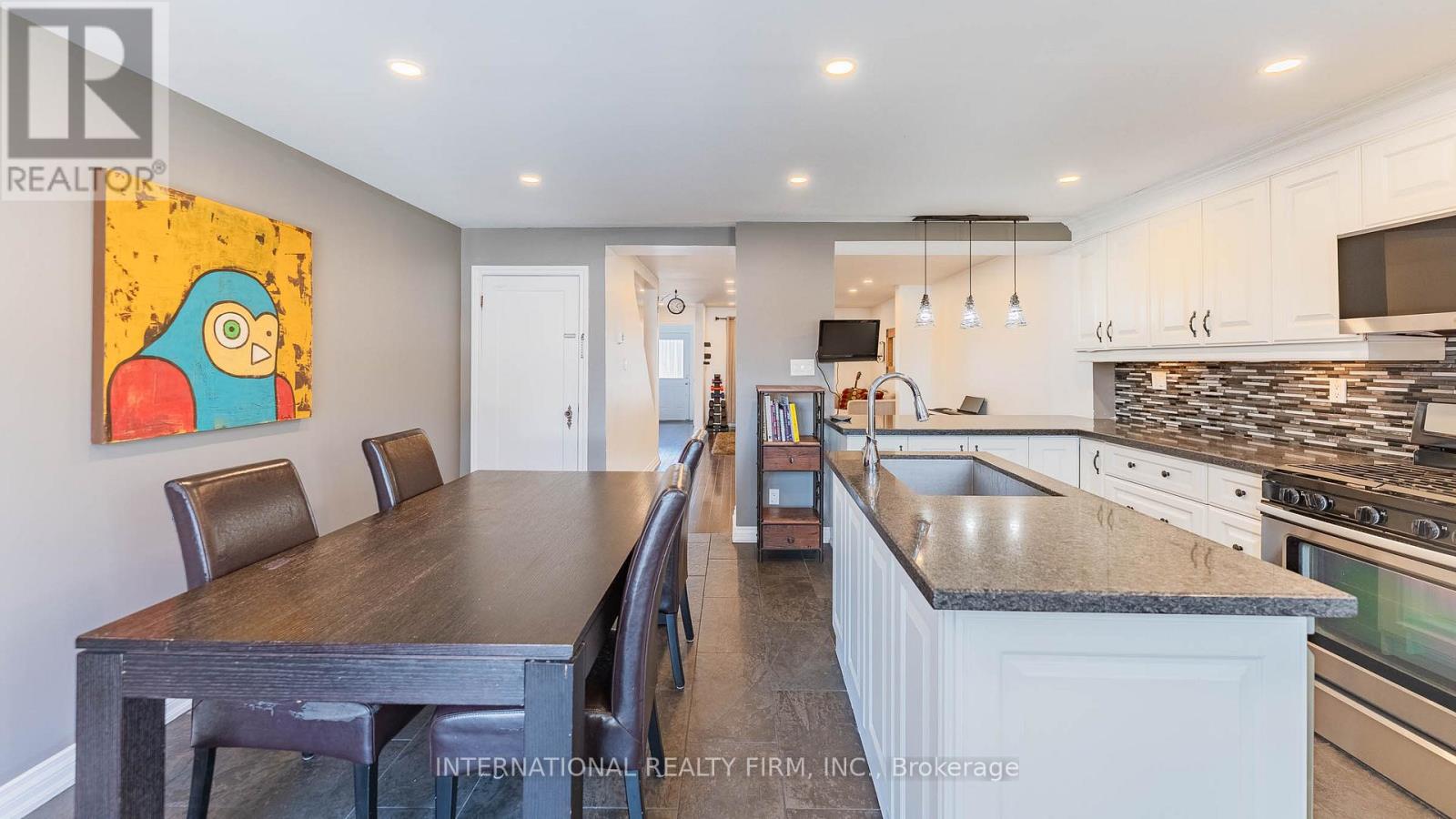 25 Teignmouth Avenue, Toronto, Ontario  M6E 1S6 - Photo 12 - W12969468