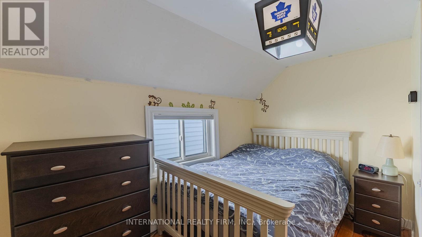 25 Teignmouth Avenue, Toronto, Ontario  M6E 1S6 - Photo 20 - W12969468