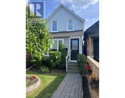 25 TEIGNMOUTH AVENUE, Toronto, Ontario
