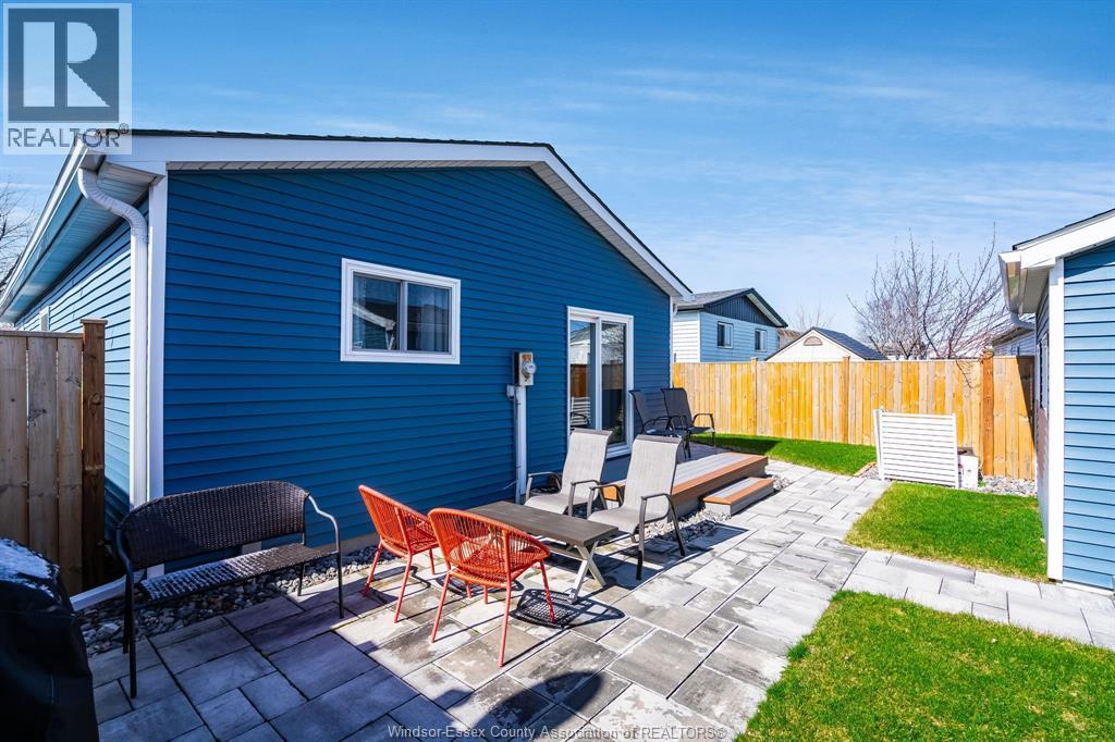 4 Hawthorne, Mcgregor, Ontario  N0R 1J0 - Photo 26 - 26007396