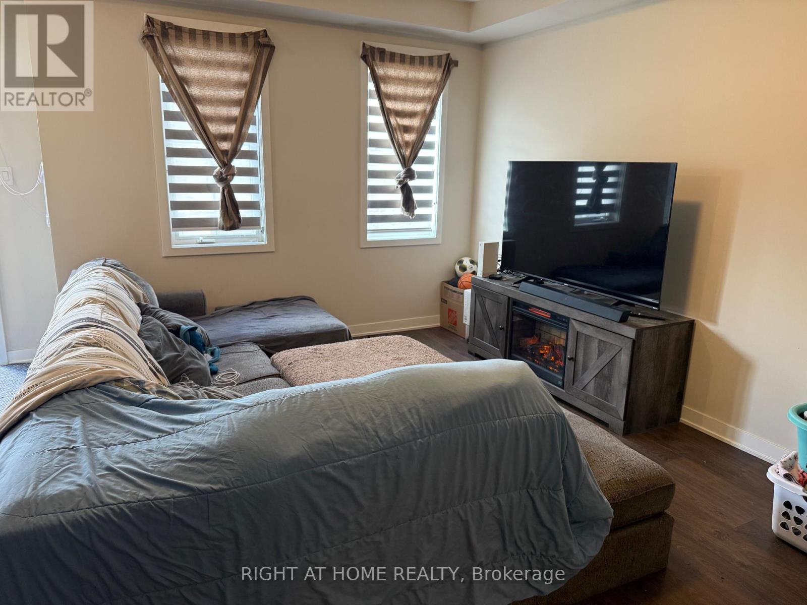 57 Placette Stitch Mews, Ottawa, Ontario  K0A 2Z0 - Photo 6 - X12969312