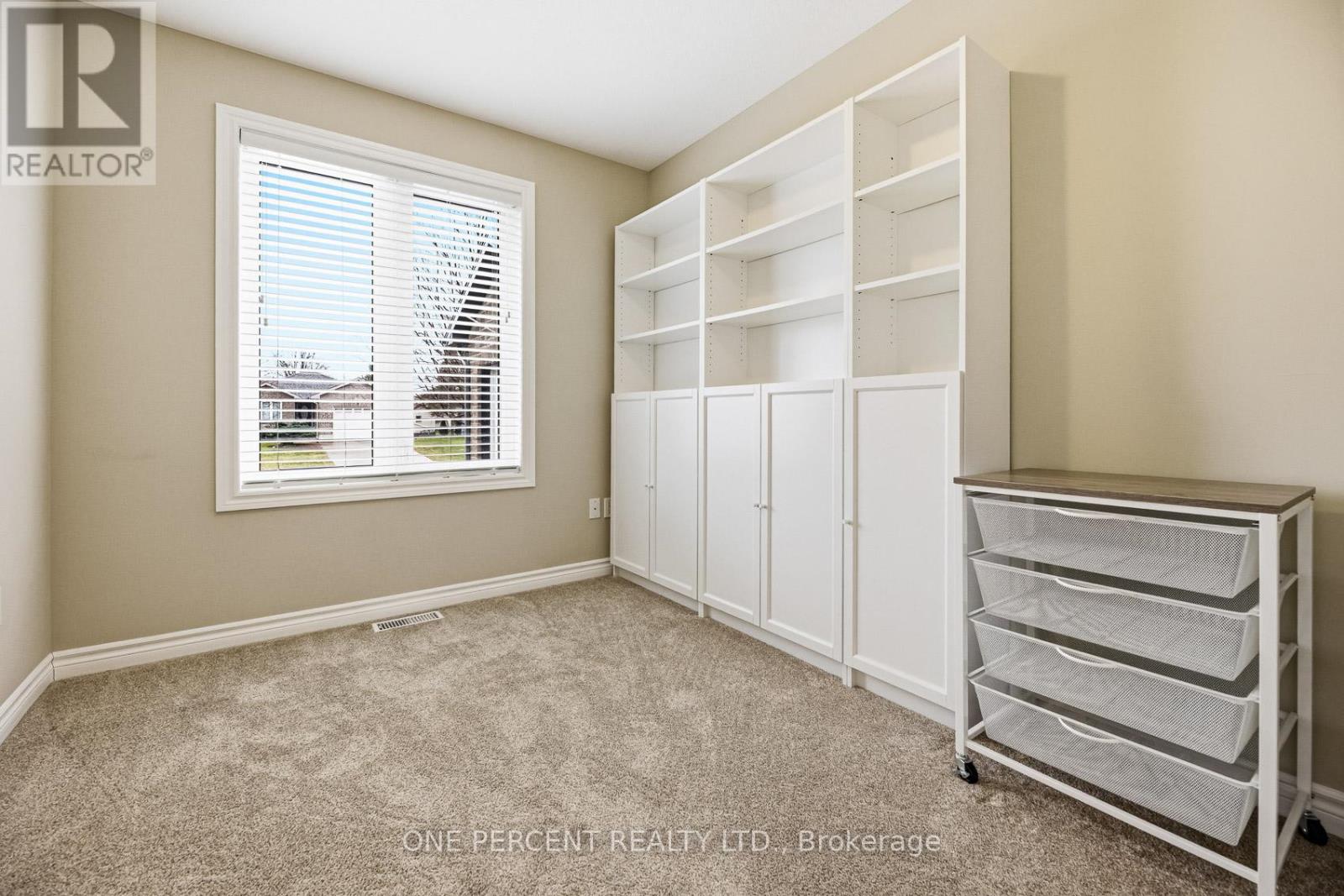 213 John Street S, Minto, Ontario  N0G 1Z0 - Photo 15 - X12969314