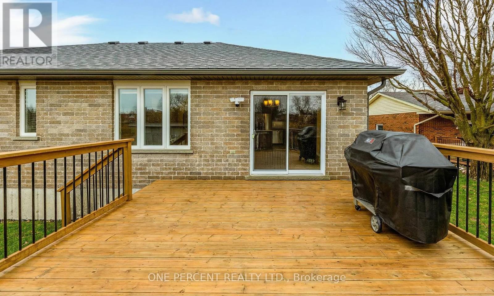 213 John Street S, Minto, Ontario  N0G 1Z0 - Photo 32 - X12969314