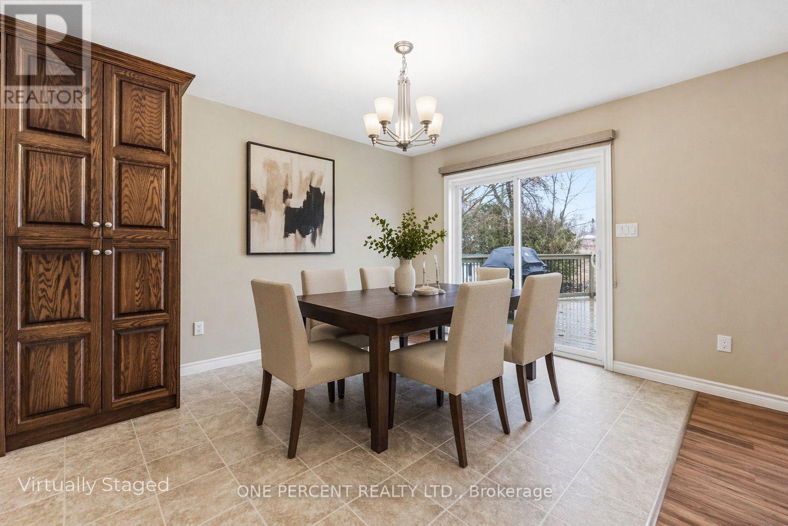 213 John Street S, Minto, Ontario  N0G 1Z0 - Photo 9 - X12969314