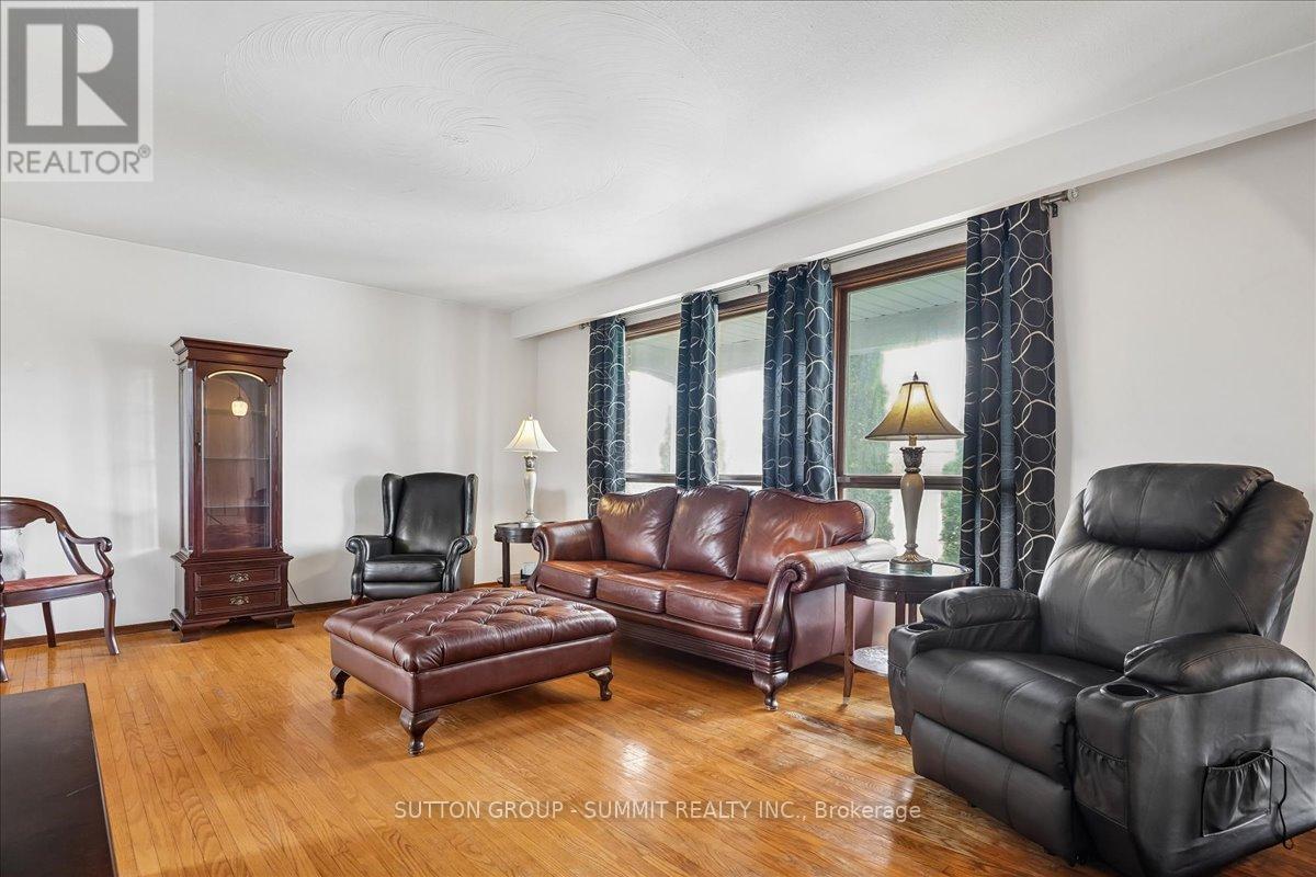 72 Eastbury Drive, Hamilton, Ontario  L8E 2V5 - Photo 8 - X12969322