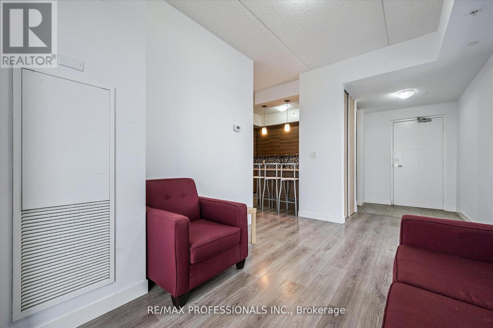 2103 - 318 Spruce Street, Waterloo, Ontario  N2L 0E9 - Photo 9 - X12969324