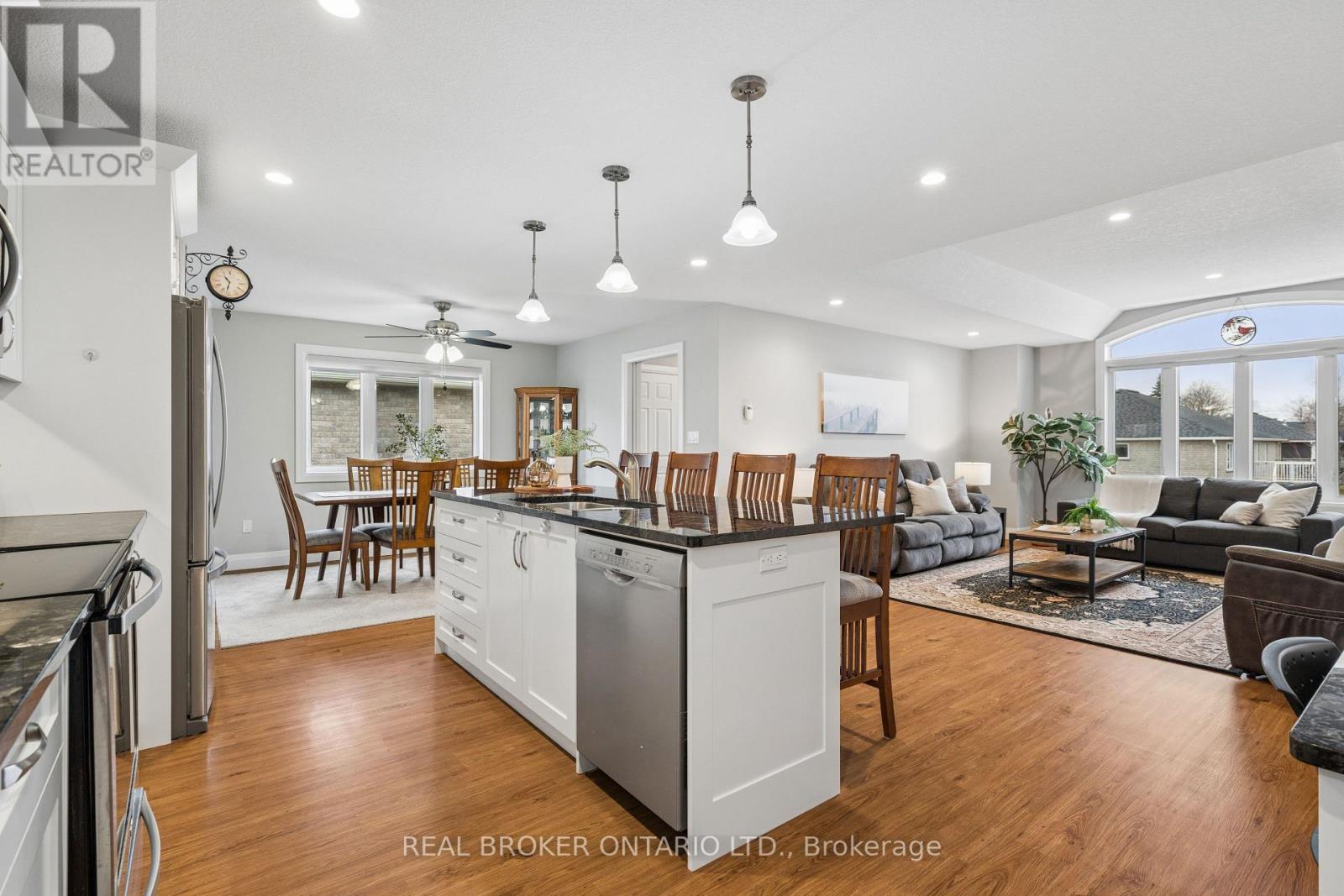 480 Grand Trunk Street, Minto, Ontario  N0G 2P0 - Photo 11 - X12969418