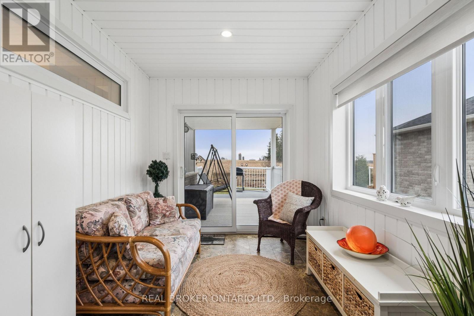 480 Grand Trunk Street, Minto, Ontario  N0G 2P0 - Photo 31 - X12969418