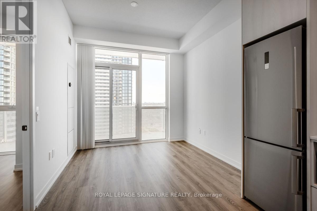 3201 - 195 Commerce Street, Vaughan, Ontario  L4K 0P9 - Photo 2 - N12969326