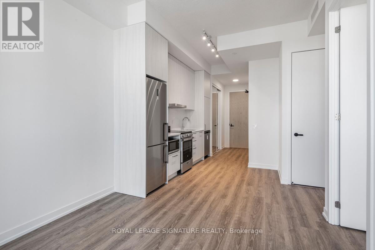 3201 - 195 Commerce Street, Vaughan, Ontario  L4K 0P9 - Photo 4 - N12969326