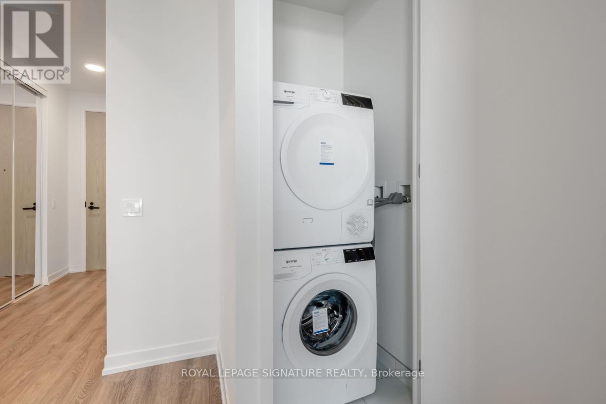 3201 - 195 Commerce Street, Vaughan, Ontario  L4K 0P9 - Photo 18 - N12969326