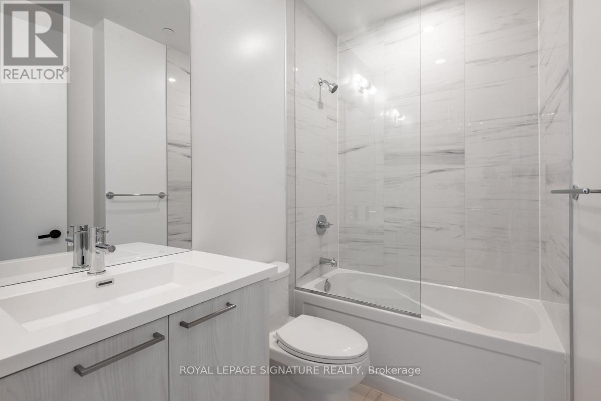 3201 - 195 Commerce Street, Vaughan, Ontario  L4K 0P9 - Photo 6 - N12969326