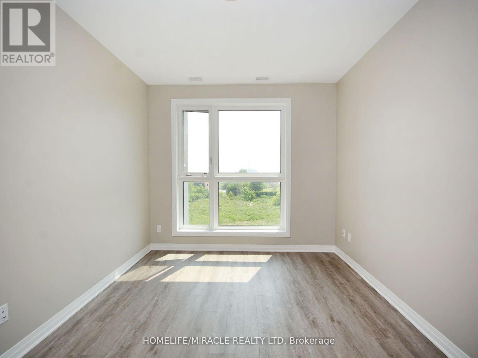 219 - 95 Dundas Street W, Oakville, Ontario  L6M 5N4 - Photo 16 - W12968256