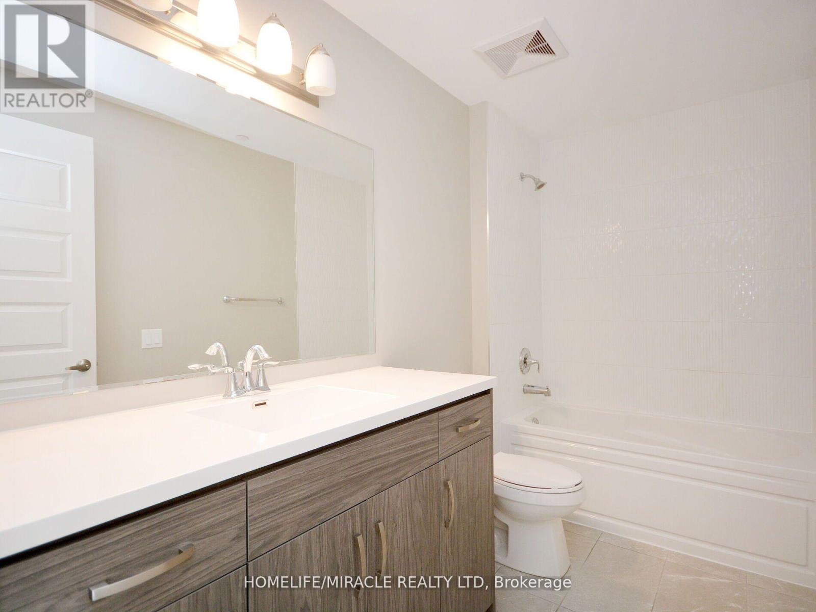 219 - 95 Dundas Street W, Oakville, Ontario  L6M 5N4 - Photo 22 - W12968256