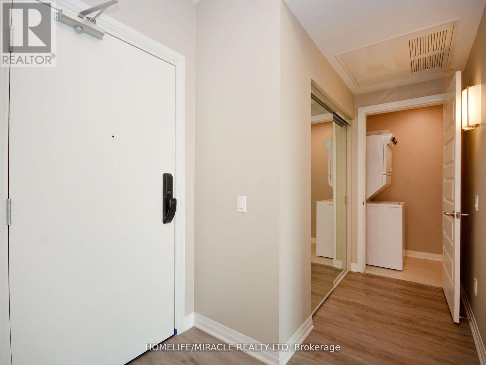 219 - 95 Dundas Street W, Oakville, Ontario  L6M 5N4 - Photo 7 - W12968256