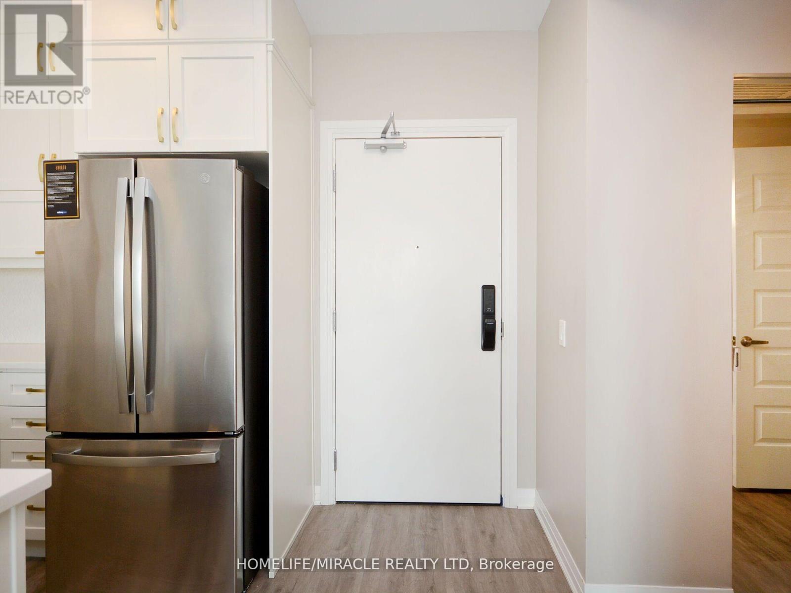 219 - 95 Dundas Street W, Oakville, Ontario  L6M 5N4 - Photo 8 - W12968256