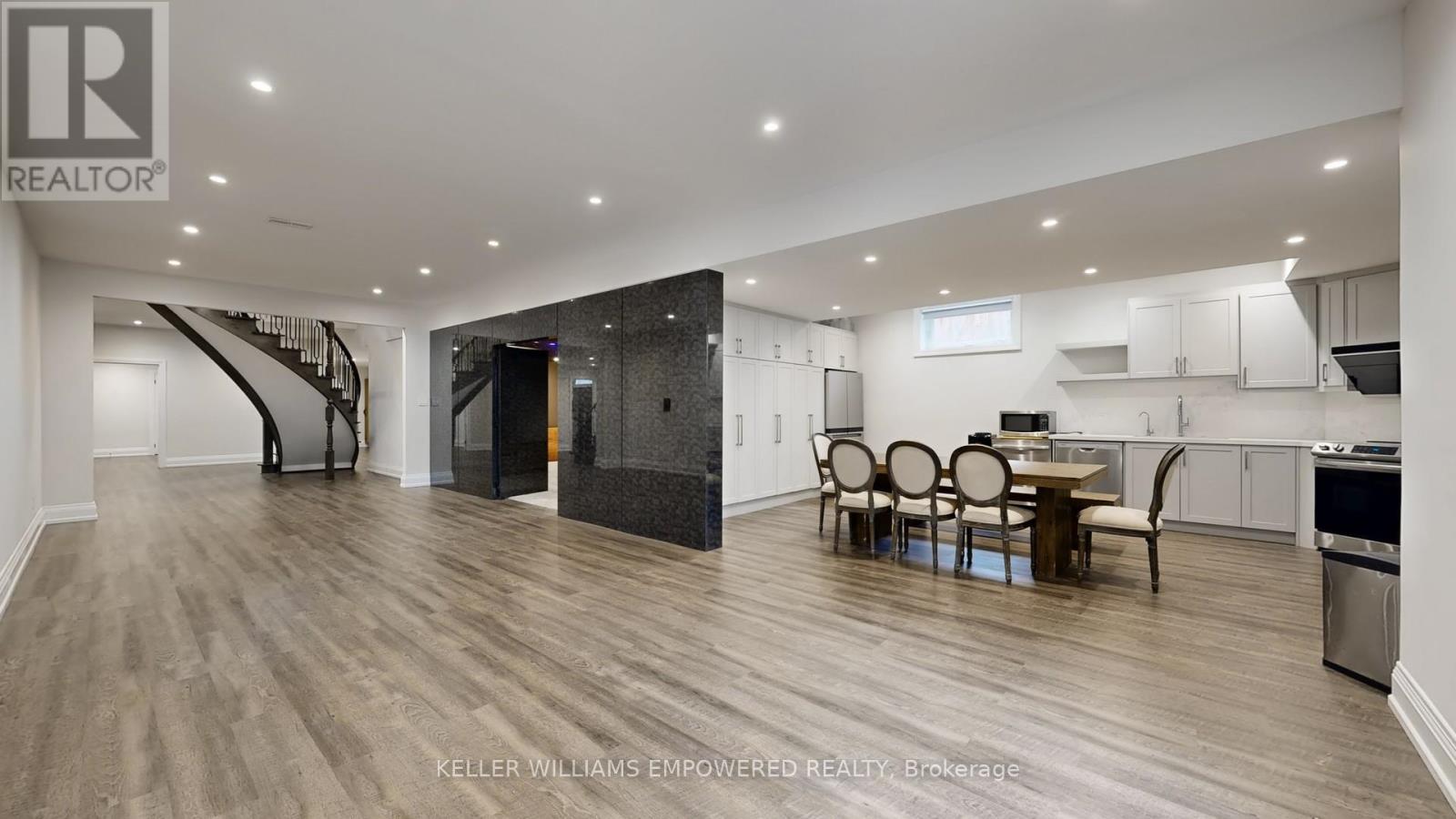 20 Blaine Drive, Toronto, Ontario  M3B 2G4 - Photo 41 - C12969044