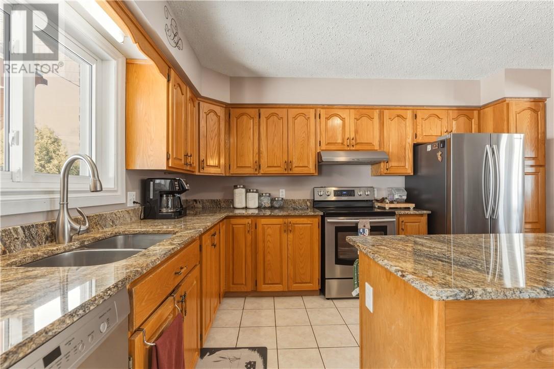 497 Shirley Street, Chelmsford, Ontario  P0M 1L0 - Photo 9 - 2127032