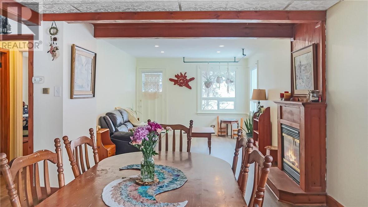 61 First Avenue N, Levack, Ontario  P0M 2C0 - Photo 4 - 2127009