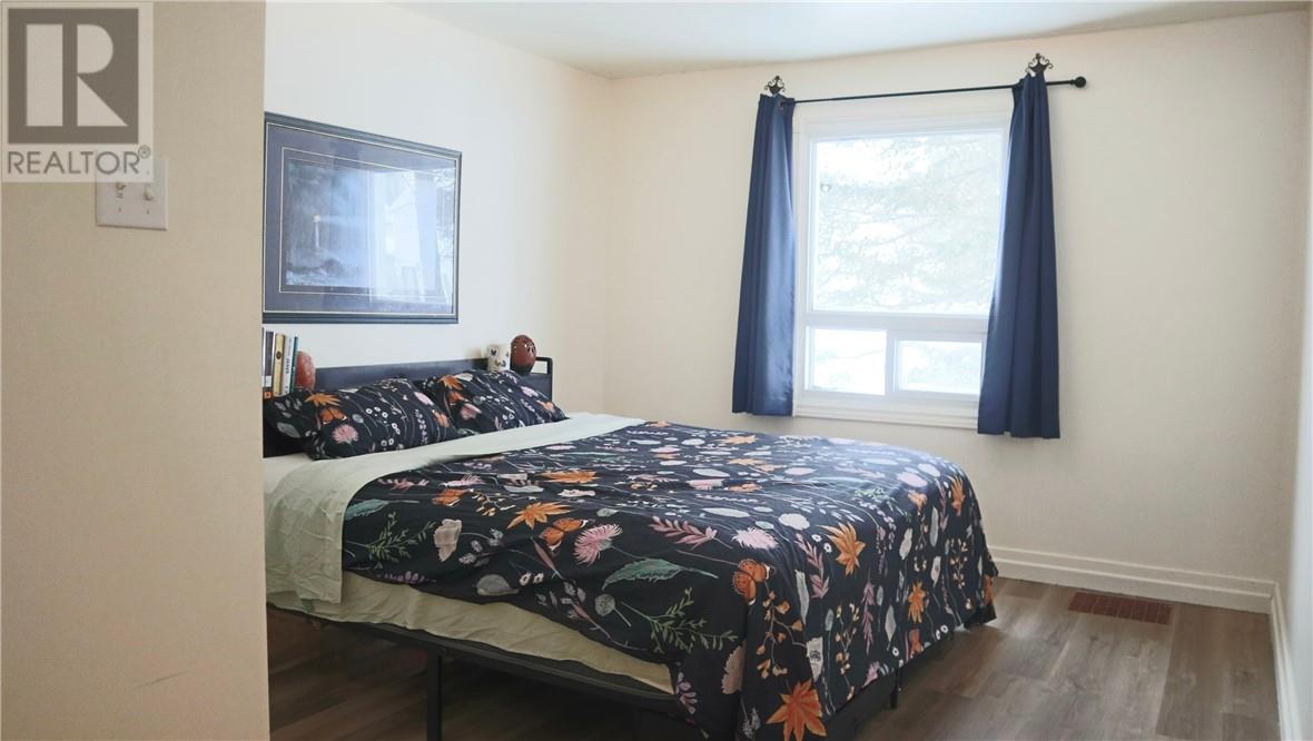 61 First Avenue N, Levack, Ontario  P0M 2C0 - Photo 8 - 2127009