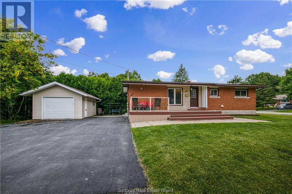 49 Strathmere Court, Sudbury, Ontario  P3E 2J8 - Photo 2 - 2127007