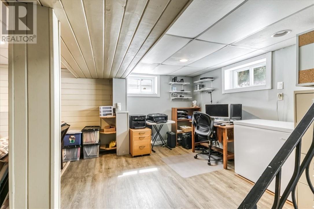 570 Queen Elizabeth Street, Lively, Ontario  P3Y 1N1 - Photo 33 - 2126961