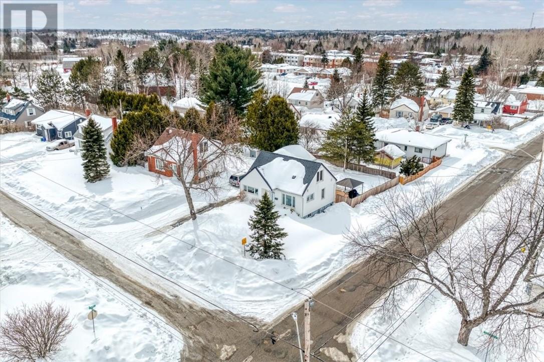 570 Queen Elizabeth Street, Lively, Ontario  P3Y 1N1 - Photo 35 - 2126961